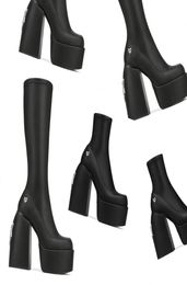 Botas de diseñador Bota Wolfe desnuda Tall High Spice Black Stretch Scar Secret Black Jailbreaker Jennies Sassy Women Leather Slip On Fo7609053