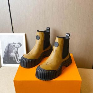 Designer Boots Paris Luxury Brand Boot Echte lederen enkel laarsjes vrouw korte laars sneakers trainers slipper sandalen in 1978 S525 017