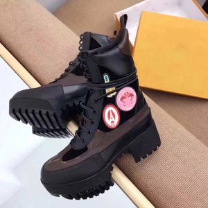 Designer Boots Paris Luxury Brand Boot Echt lederen enkellaarsjes Vrouw Korte laars Sneakers Trainers Slipper Sandalen door 1978 W423 05