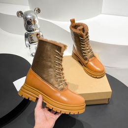 designer laarzen schoenen sneakers snowboot martin laarsjes heren damesschoenen warm luxe mode schoen tarwe zwarte enkel donslaars camo browm outdoor