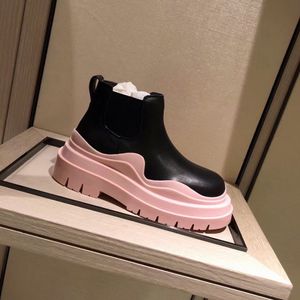 Bottes de designer chaussures pour femmes 2021 automne britannique bande élastique bout rond couleur bottine à semelle épaisse avec boîte