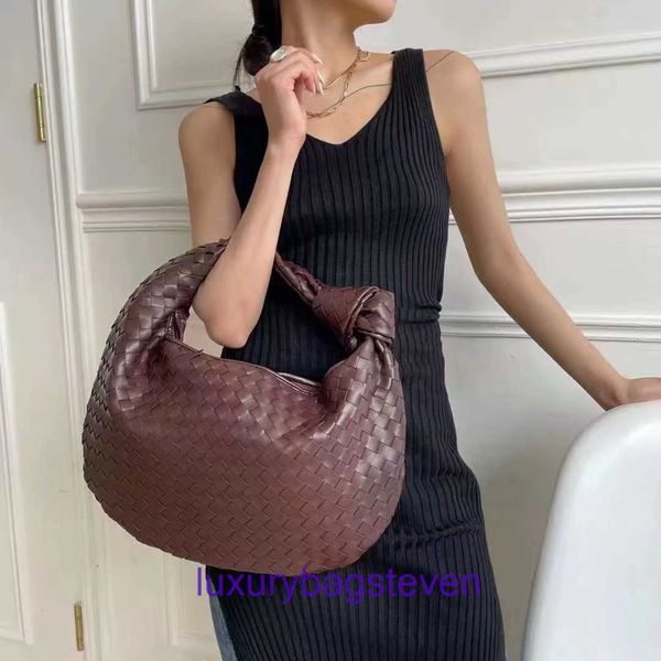 Sacs fourre-tout Jodie de Designer Bottgs's Vents pour femmes boutique en ligne Sac tissé 2023 nouveau type sac à main grande capacité boulette de corne de boeuf nuage noué avec vrai logo