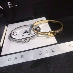 Designer armband 18k goud 925 zilver luxe meisje liefde diamant cirkel klassieke merk sieraden paar geschenkdoos mode familie accessoires Peqs Bq6k