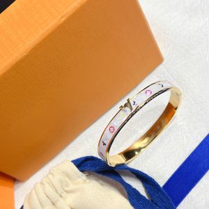 Designer Armband Bangle Bedelarmband Luxe Armbanden Vrouwen Brief Sieraden Verguld Roestvrij staal 18K Goud Ronde Bloem Polsband Manchet Mode Accessoires