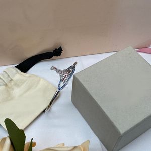Designer Armband Bangle Charm Vrouwen Diamant Zilver Saturn 18k Vergulde Brief uitgehold Polsband Sieraden Groothandel