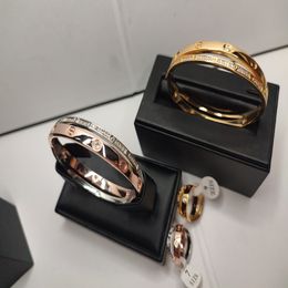Bracelet de créateur bracelet deux couleurs chevauchement bijoux de créateur femme argent ensemble diamant simple montres d'amour femmes hommes couple bracele199l