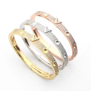 Designer Bracelet Charmel Bracelet Luxe goudketen Bracelet Love Bracelet Men S en Women S Letter Groove Round Nail Diamond armband vervaagt niet