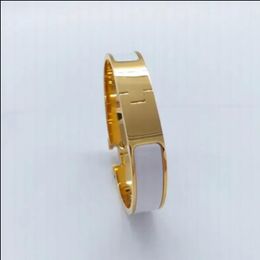 Bracelet de créateur classique de 12 mm de large, or 18 carats, manchette de couple, bracelets de créateurs pour femmes et hommes, argent de haute qualité, bijoux de luxe en acier titane 316L
