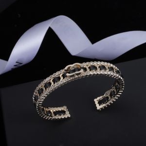 Designer armband mode luxe sieraden mode armband 18K titanium staal diamant dames- en herenspijkerarmband Designer sieradenarmband