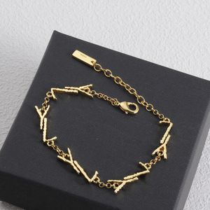 Bracelet de créateur pour femmes bracelet de luxe designer pour femmes mode tendance chaîne élégante de perles fête diamant bijoux cadeau en gros or bon