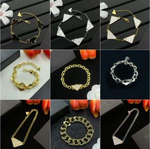 Bracelet designer pour femmes Luxury Brand Letter Triangle Charm bracelet bracelet 18K Gol