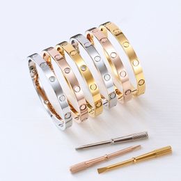 Designer Bracelet Love Mans armbanden ontwerpers Gold Bangle sieraden Barmers Cjeweler Luxe Rose Sliver Classic Titanium Steel Nooit vervagen niet allergisch