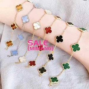 BRACEULET DU BRACEULET LUXEUR 4 FOUR COLORD CLOVER CHARM ÉLÉGANT FORME 18K GOL AGATE Shell Mother of Pearl Couple Holiday Special Counter F925 INPU P232 R59M