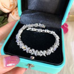 Bracelet de créateur bracelet de luxe bracelets designer pour femme lettre diamant design bracelet cadeau de Saint Valentin bijoux cadeau de Noël en option boîte cadeau sympa