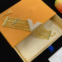 Designer armband luxe merk armbandarmbanden ontwerper voor damesletter koraalketenontwerp van hogere kwaliteit armband sieraden 6 kleuren erg mooi