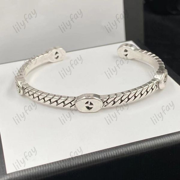 Designer Bracelet Luxurys Bijoux Mode Motif Argent Poignets Pour Femmes Charme Amour Bracelets Élégant Manchette Hommes G 925 Argent Cadeau Top