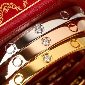 Designerarmband, heren- en dameszelfde, manchet, klassieke brede armband met 6 boorschroeven, 18K goud, goud, titaniumstaal, hoge kwaliteit, bruiloft, maat 16#17#18#19#20#21