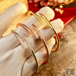 Bracelet concepteur argent bracelets chers bracelet nail masque bracelets de bracelet de manche de diamant bracelet antique bracelet de bijoux en or
