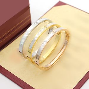 bracelet de créateur bracelet en acier titane luxe hommes et femmes 18k or rose mode populaire ne se décolore pas couleur bracelet tendance accessoires en acier inoxydable 137956
