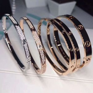 Bracelets de créateurs pour hommes et femmes Luxe haut de gammeGold K Bracelet en or rose Original Tournevis à fente droite sans diamant Wide Edition Four Female