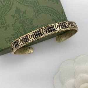 Bracelets de créateurs pour femmes lettres ajustées pour hommes