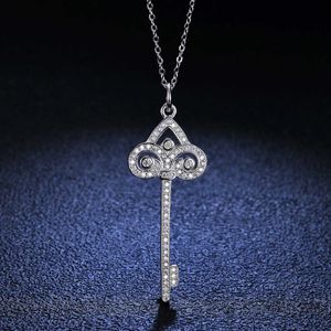 Designer Brand 925 Silver Pendant 1 Claw Mosan Diamond Necklace Womens Fashion Tiffays Key Nieuwe Collarbone
