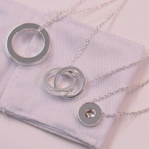 Designer Brand Circle ketting Sterling zilveren vrouwelijke letter enkele diamant dubbele ring gesp pendant eenvoudige mode veelzijdige sleutelbeen ketting