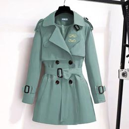 Designer Marque English Women's Windbreaker en liberté moyenne moyennes élégants manteau de femme décontractée double poitrine de vent S-3xl