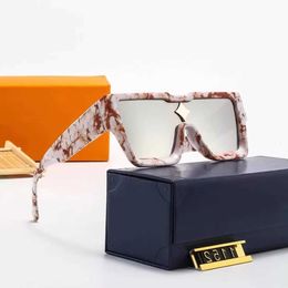 Designer Brand Fashion Sunglasses Luxe Outdoor Summer Cyclone voor mannen Women Beschermende brillen UV400 Polariseerde Adumbral Beach Goggle White Heren