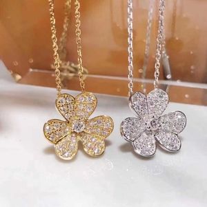 Designer Brand Glod High Edition Van Lucky Clover ketting Dames verdikt 18K ROSE GOUD VOLLEDIGE DIAMAND Blaadblaadjes Bloemhanger met logo