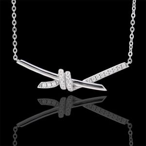 Marque de créateurs Gu Ailings 925 Collier de diamant Mosang Silver Pendeur de marée torsadé pour femmes