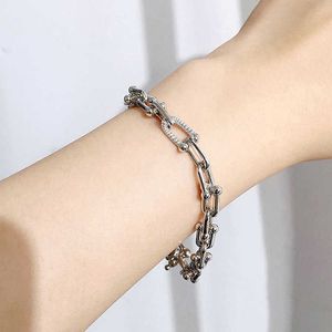 Marque de créateurs Luoyang Jewelry Edition East Gate Design TFF Micro Inlaid U Hook Womens Horseshoe Bracelet Ins Small Handicraft ATD9