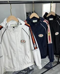 Designer Brand Men's Jacket Spring en herfst Nieuwe brief Afdrukken Hooded Zipper Heren Outdoor Casual Coats