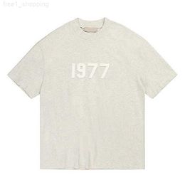 Maglietta da uomo di marca firmata Essent Modello di lettera incollata Manica corta Tempo libero T-shirt Essentail da donna allentata Coppia di abbigliamento Essentiel High Street Top 9 4R5Z