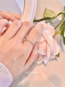 Brand de créateur Minimaliste Instagram Style Tff Harmony Full Diamond Row Ring Ring en couches et queue élégante associée à l'argent sterling