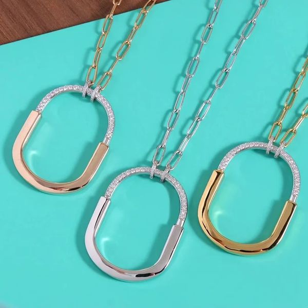 Collares de marca de diseñador S Sterling Sier 2023 Nuevo collar de bloqueo Femenina Diamante Tendencia de personalidad europea Joyas retro Terling IER