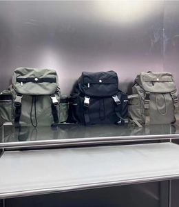 Marca de diseñador Bolsa para exteriores Bolsas para exteriores de cinco colores de alta calidad Mochila para estudiantes Mochila para mujer Bolsa diagonal Nuevas mochilas livianas