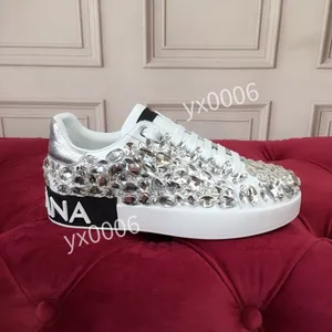 Designer Marque Qualité hommes femmes Sneaker Casual Chaussures Baskets Chaussures Habillées Hommes En Cuir Respirant Pour Change Bas sports de plein air sneakers2023