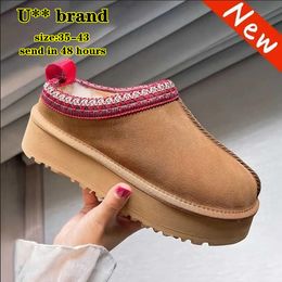 Botas de nieve de marca de diseñador Tazz Plataforma de zapatilla australiana Mulas mullidas Cálido invierno Botines de piel para mujer Zapato de lujo Bottes Tamaño 35-43