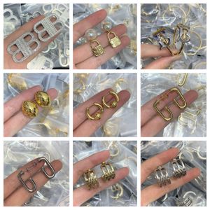 Designer Brand Stud -oorbellen Damesontwerper Hoge kwaliteit Gold Silver Diamond Earring Sieraden Dames Fashion Letter B Oren Rings Gift Groothandel