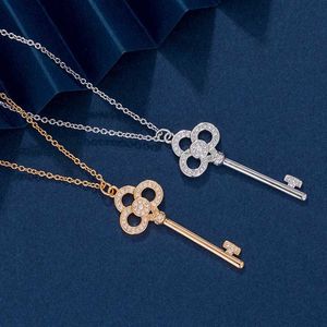 Designer Brand Tiffays Key Necklace Gold vergulde 18 K ingelegde diamanten hartkroon volledige hangende kraagketen