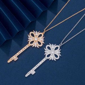 Designer Brand Tiffays Key Necklace Gold Full Diamond Snowflake Pendant Simple and Luxury Style Sweater Chain