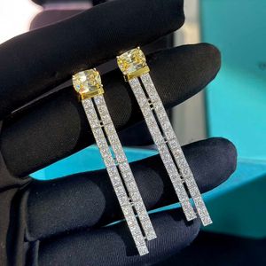 Brand de concepteur Tiffayss Nouveau automne à double rangée d'automne et d'hiver en diamant longs d'oreilles en diamant tout le 925 en argent sterling à haut carbone flash haut de gamme LDQ1