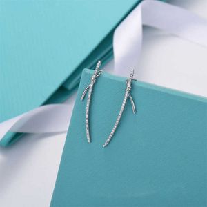 Brand de concepteur Tiffayss Nouvelle boucles d'oreilles à nœuds en diamant complet plaquées avec 925 aiguille en argent 18k True Gold Womens Exquis High Grade Bow 4Z7P