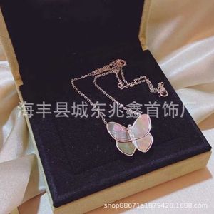 Designer merk van vlinder ketting dames dikke goud geëlektroplateerd roosvergrendeling botketen wit fritillaria grijs