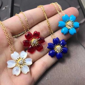 Designer Brand van Nieuw Bloem Wit Fritillaria ketting Red Blue Turquoise Diamond Set met itemsieraden