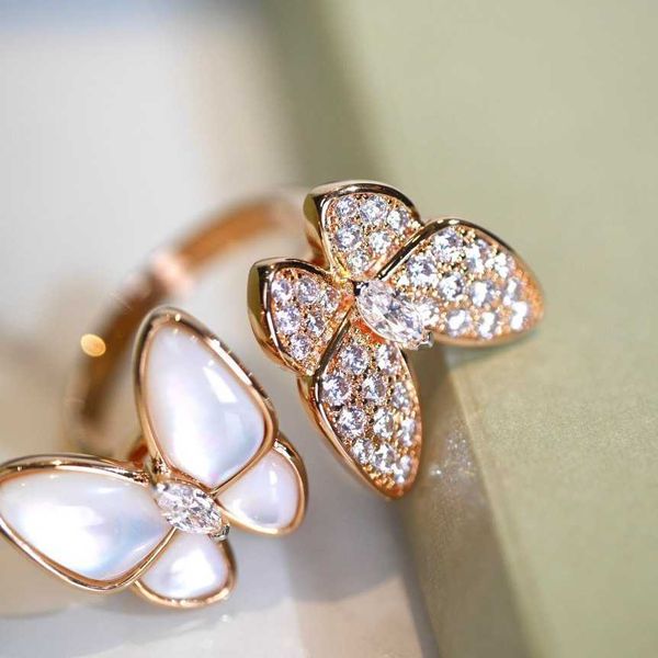 Brand de créateur Van White Beimu Full Diamond Open Butterfly Ring 925 Pure Silver plaqué 18k Gold Live High Version