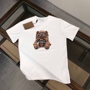 Brand de créateur en gros de t-shirt à manches courtes pour hommes 100% coton Version correcte T-shirts de haute qualité pour les marques de tshirts pour hommes