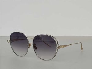 Marca de diseñador Gafas de sol para mujer Funky Forma redonda de gran tamaño Funky Ladies Sunglass Vintage Elegante Protección UV 400 Color dorado Playa unisex