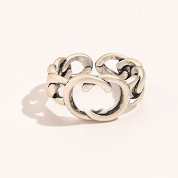 Diseñador de marca G Letra Anillos de banda Mujeres 18K Chapado en oro Incrustación de diamantes de imitación Acero inoxidable Amor Suministros de joyería de boda Anillo Anillo de dedo de talla fina 20Estilo